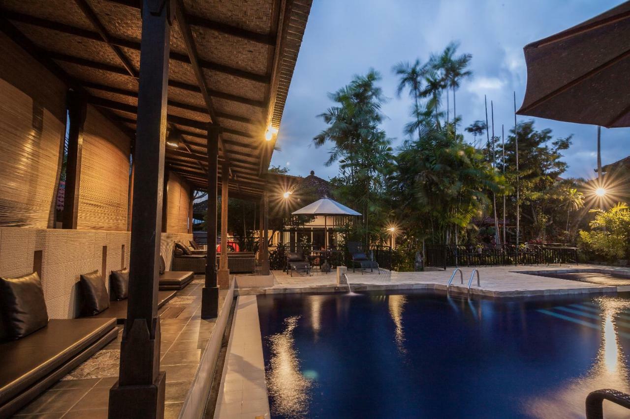 Holiday park Taman Harum 3*