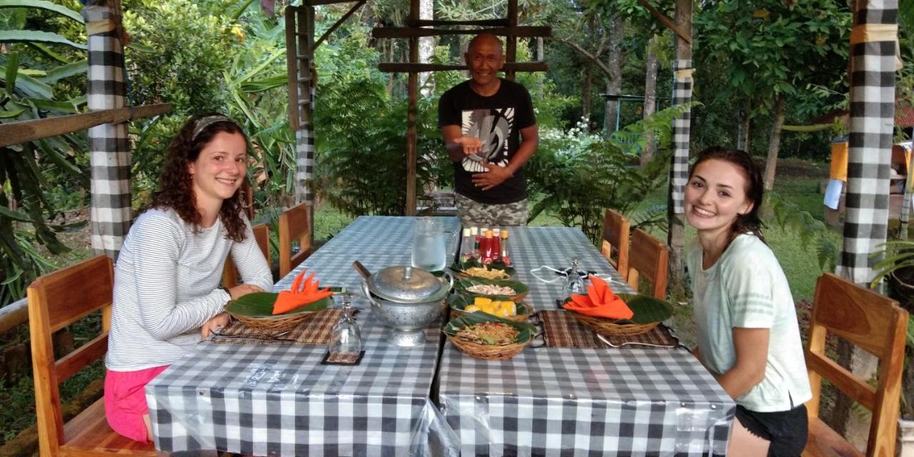 Homestay Esa Di Kubu Singaraja (Bali)