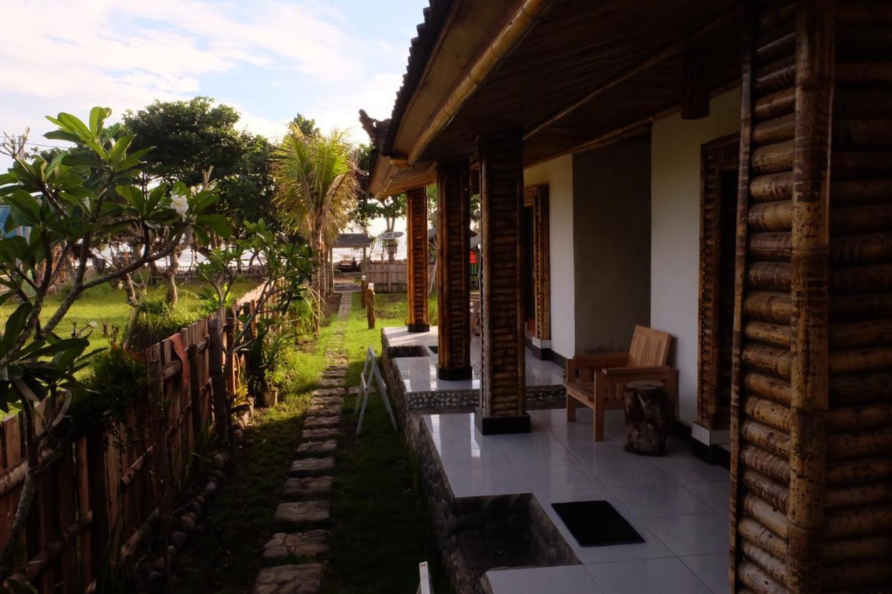 The Nyamo Surf & Guest house 2*