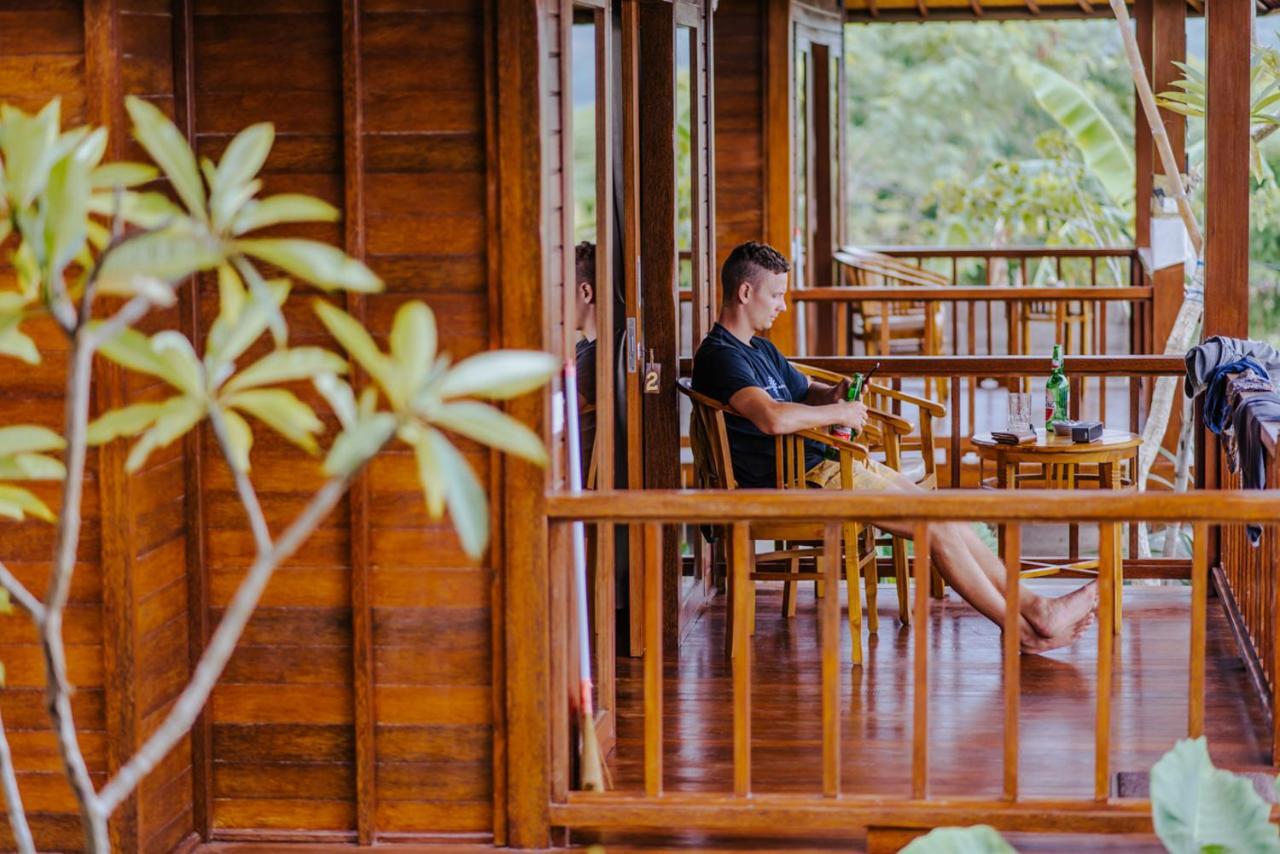 Wisma tamu Sunday Huts Nusa Lembongan (Bali)