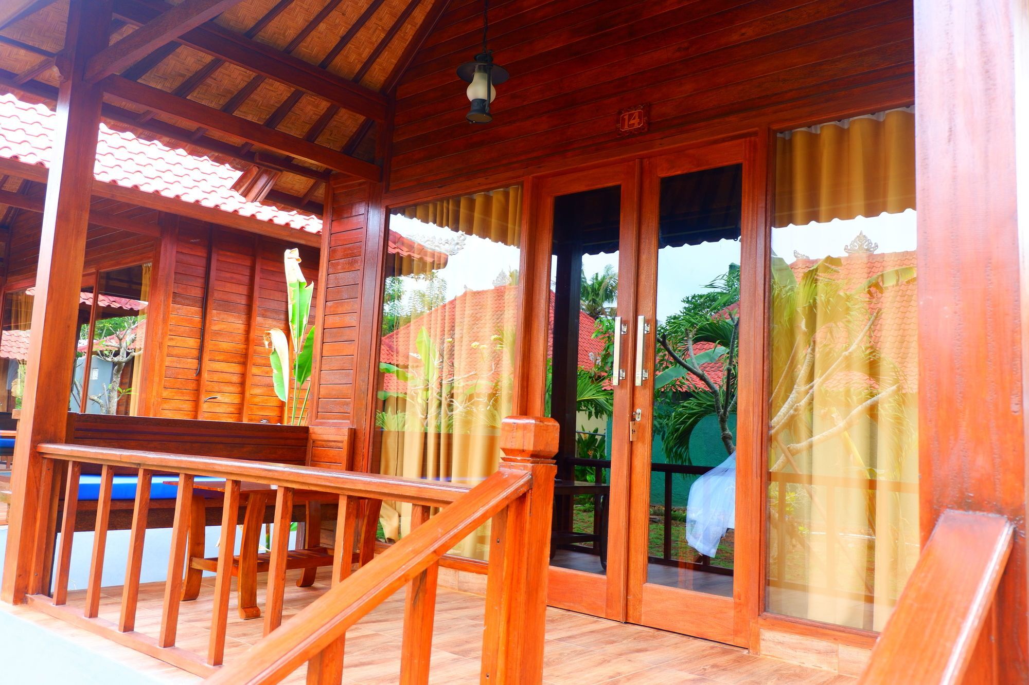 Taos House Nusa Nusa Lembongan (Bali)