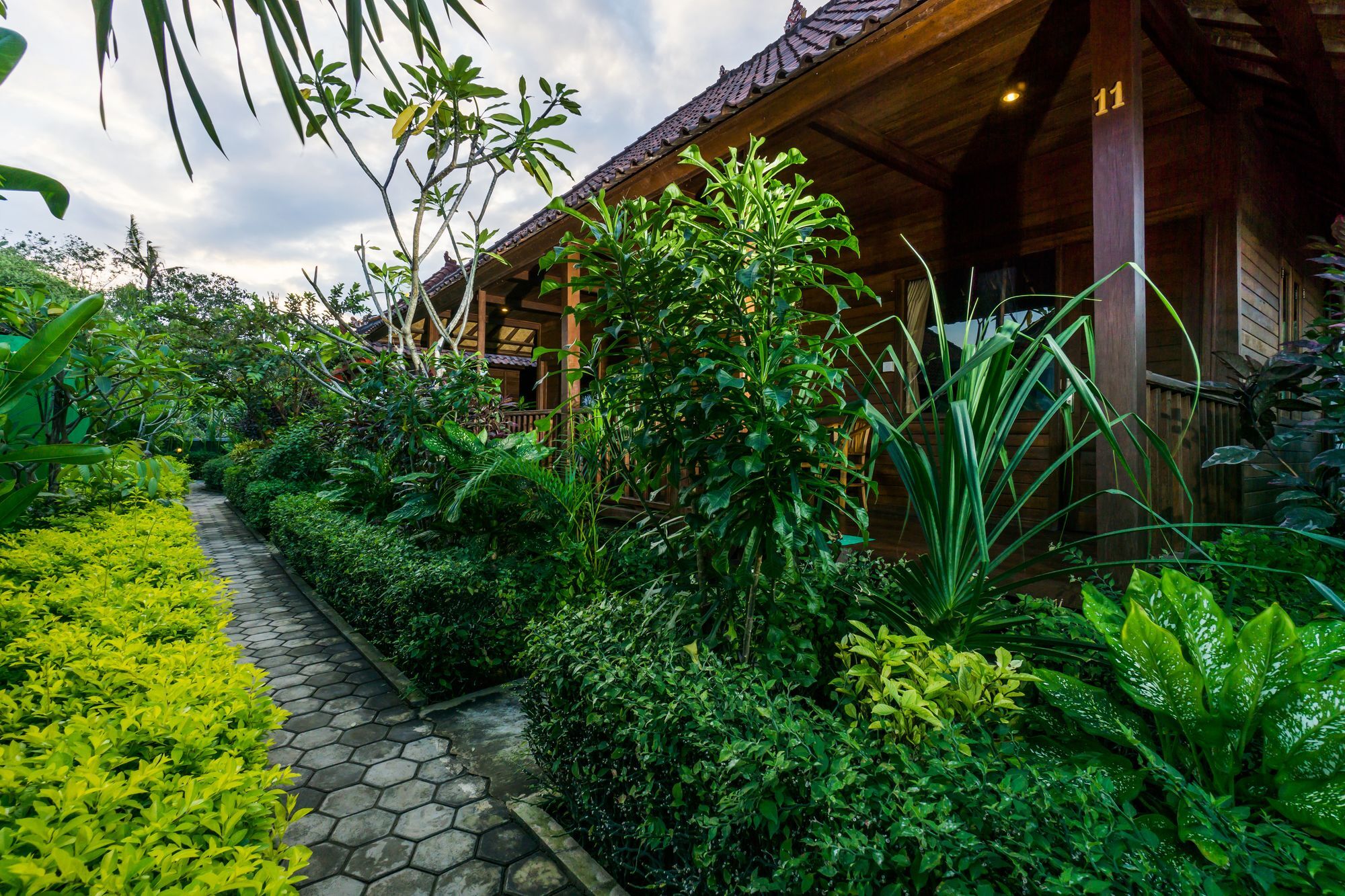Laguna Reef Huts Holiday park 4*