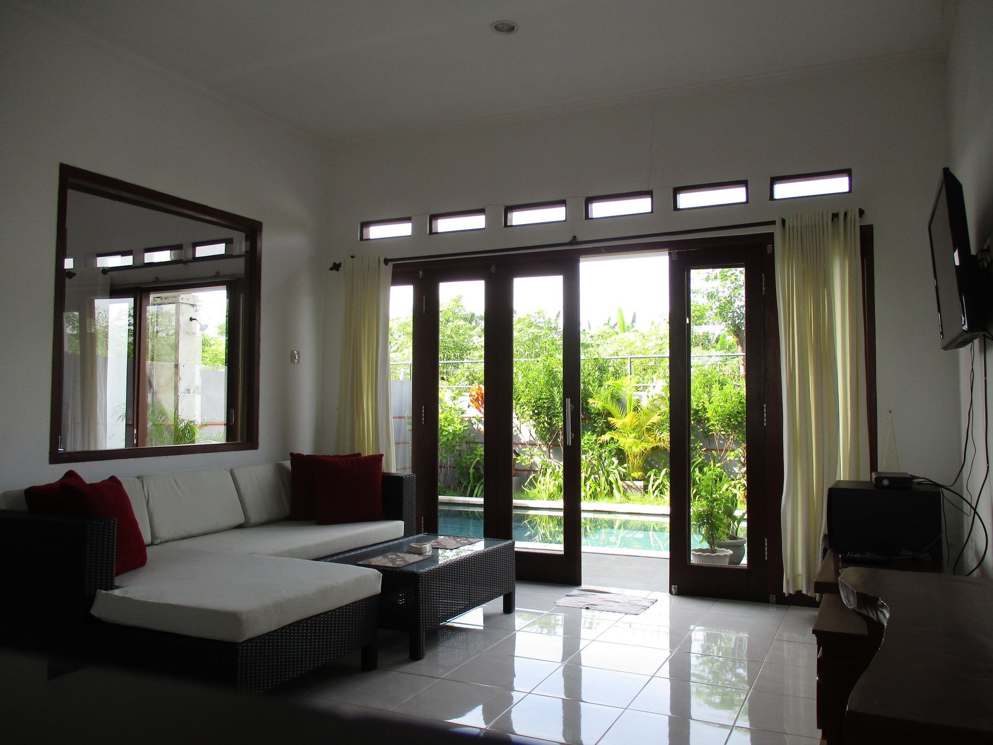 Dencarik Villa