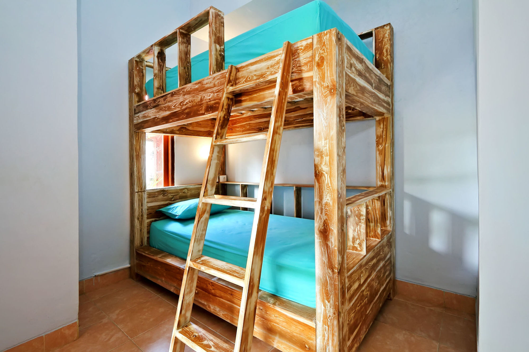 Lembongan Hostel