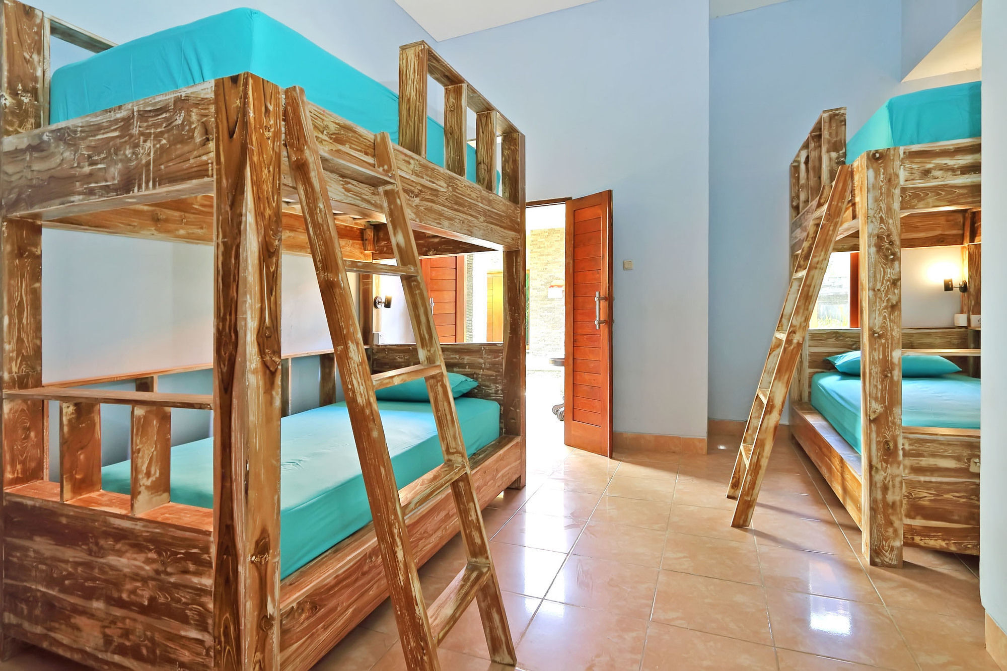 Hostel Lembongan Hostel *
