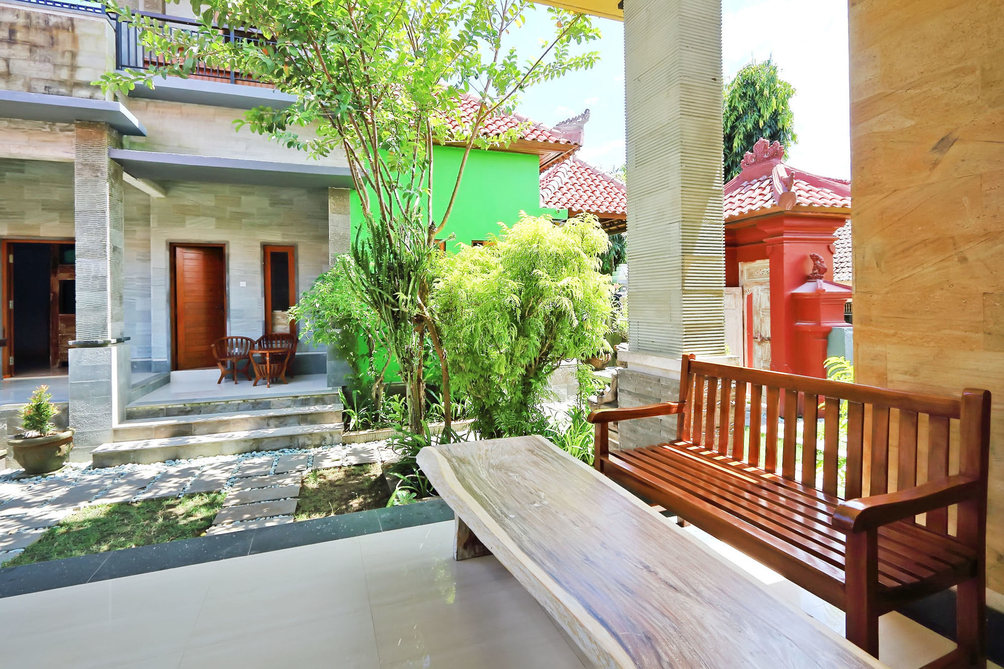 Asrama Lembongan Hostel *