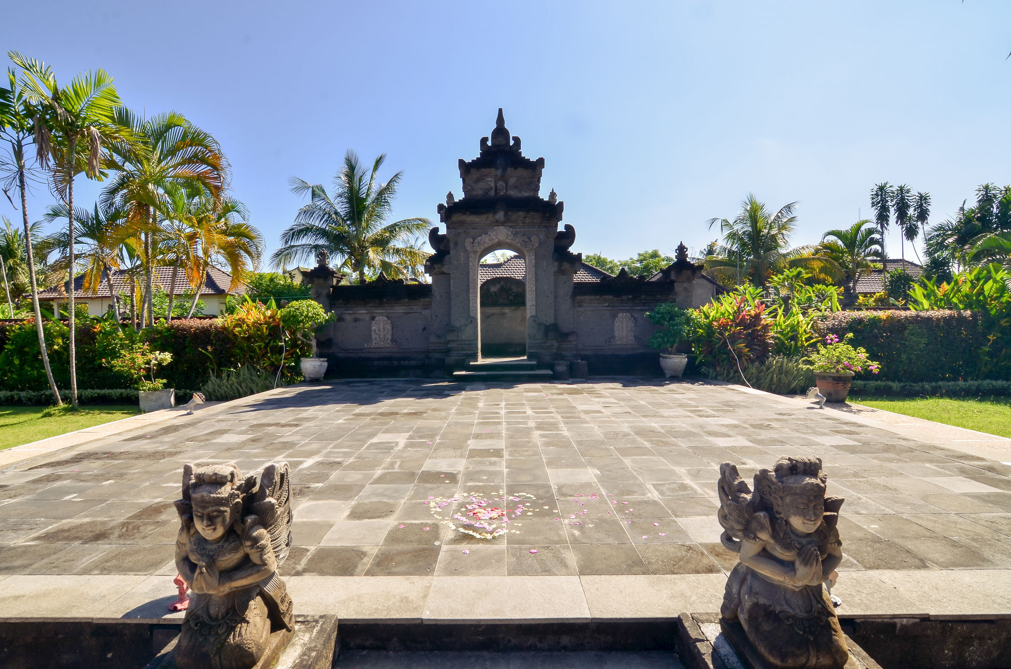 Hotel Aneka & Lovina (Bali)