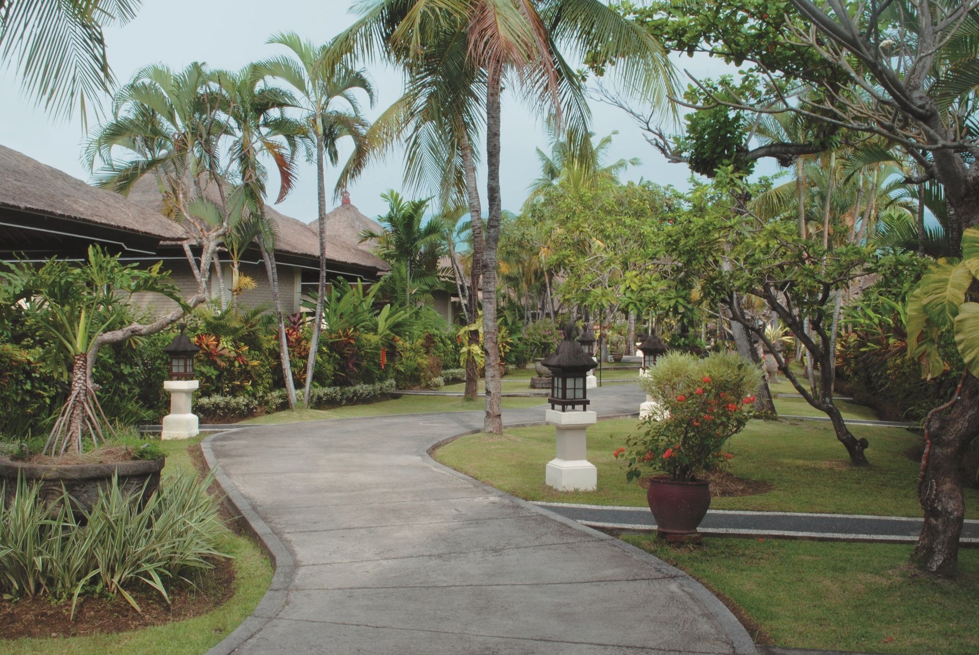 Hotel Aneka & 3*
