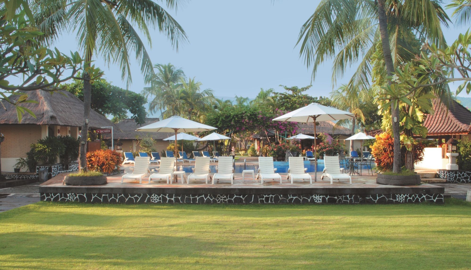 Aneka & 3* Lovina (Bali)