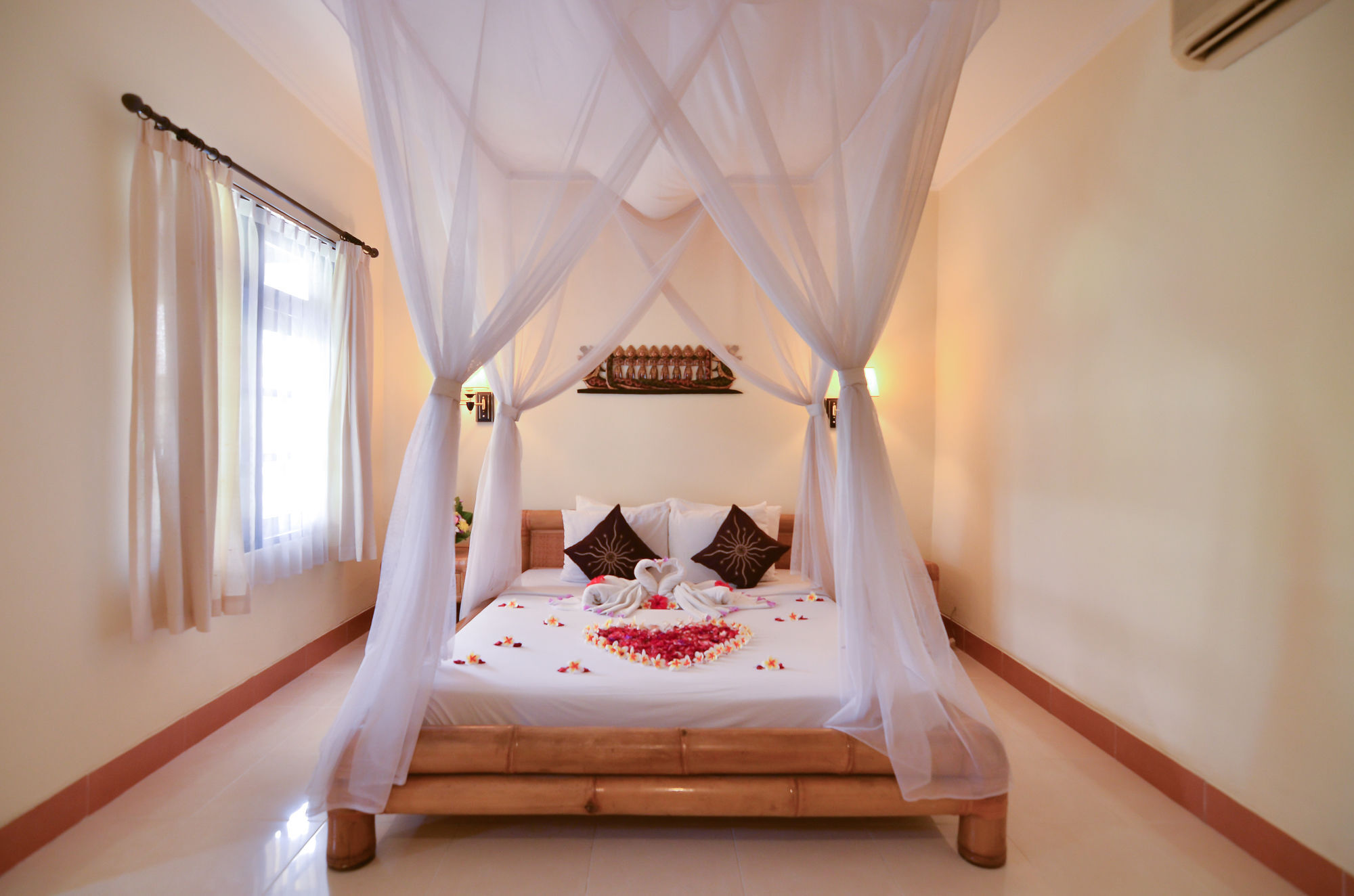 Hotel Aneka &
