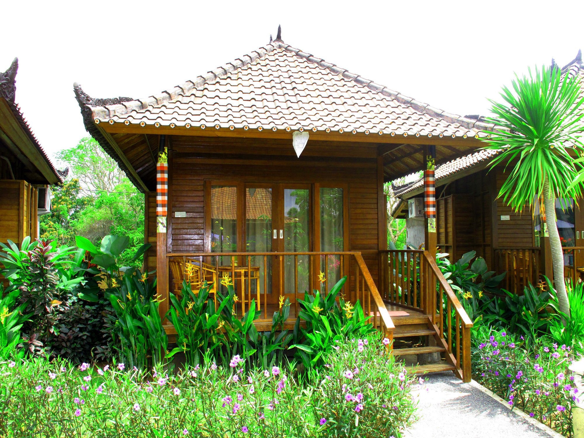 Wisma tamu Dimas Huts