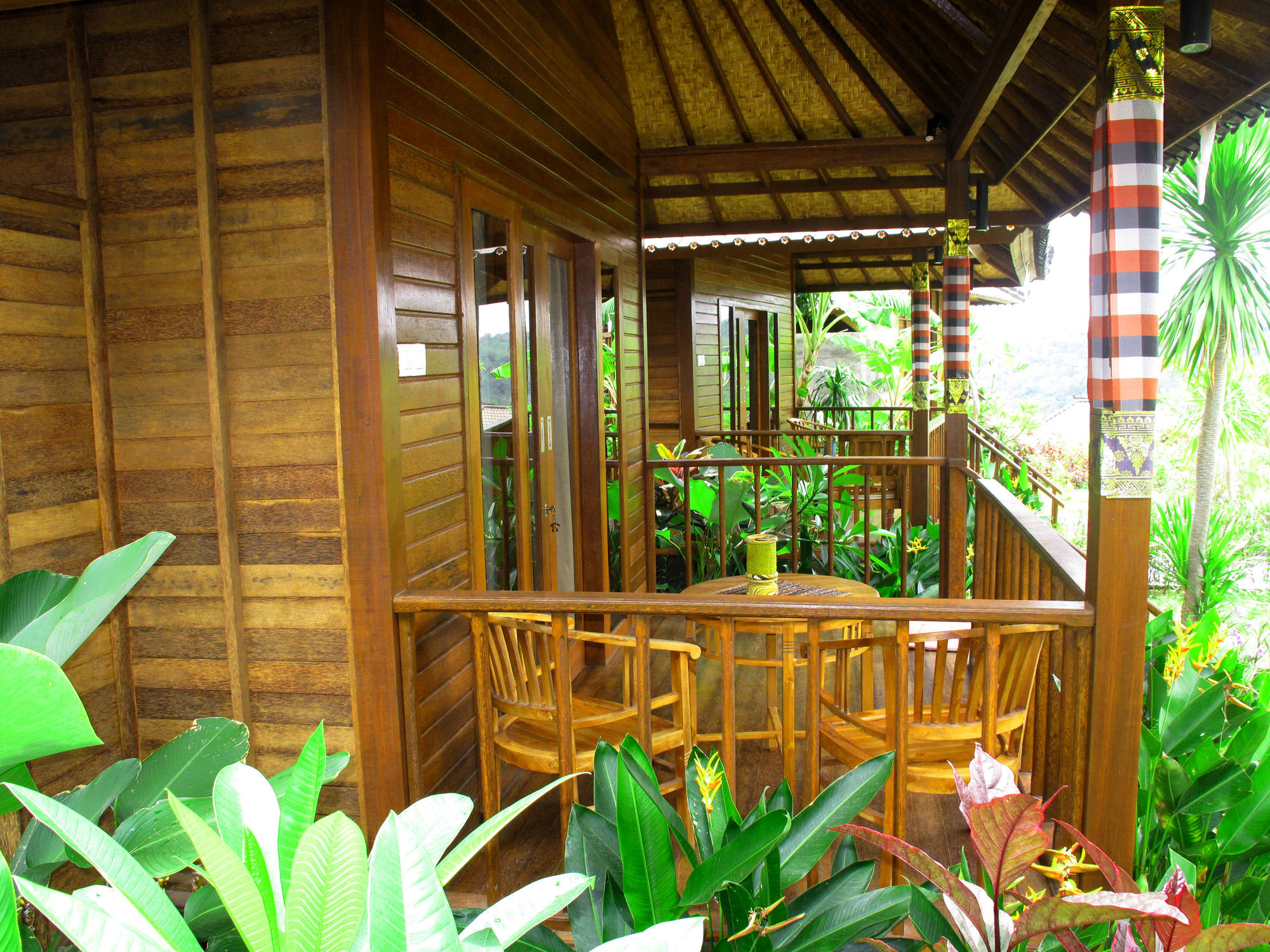Dimas Huts Wisma tamu 3*