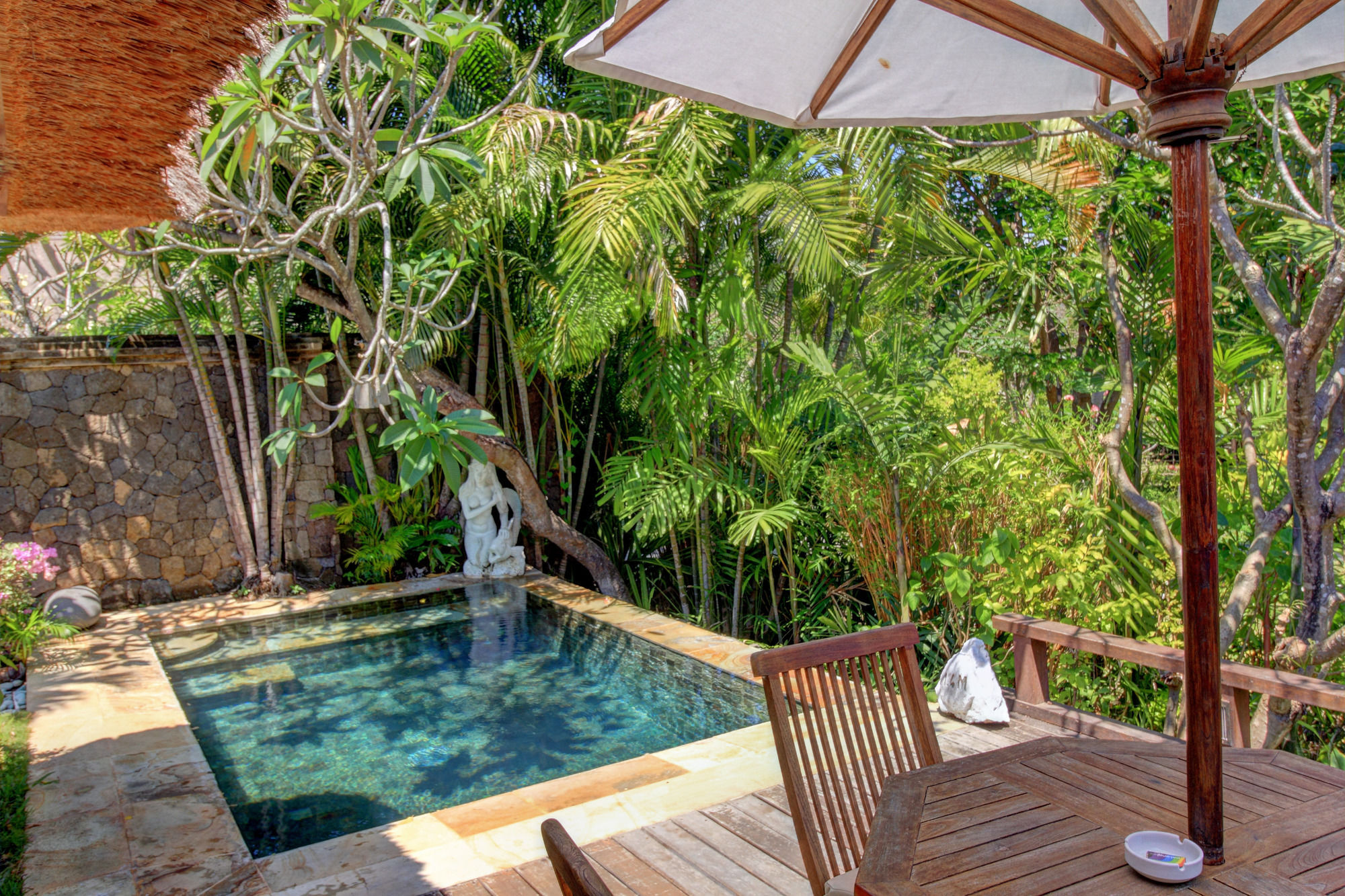 Resort Mimpi Menjangan Banyuwedang