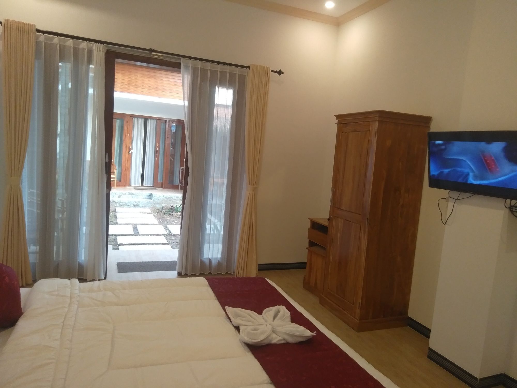 Holiday park Ayu Laba And Resto Batununggul