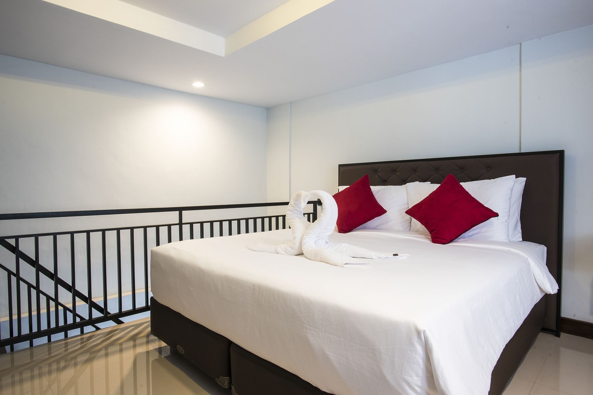 Aparthotel Legian Village 3*