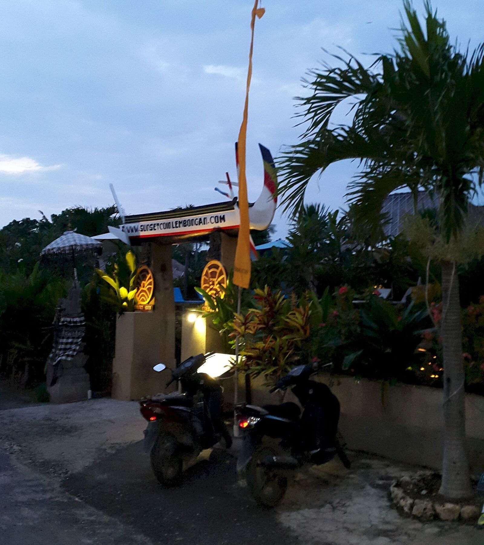 Sunset Coin Holiday park Nusa Lembongan (Bali)