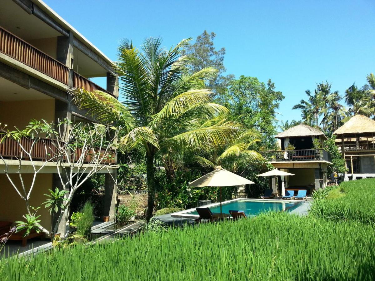 Biyukukung & Hotel 4*