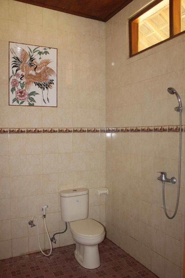 Inn Serangan Ii Padangbai (Bali)