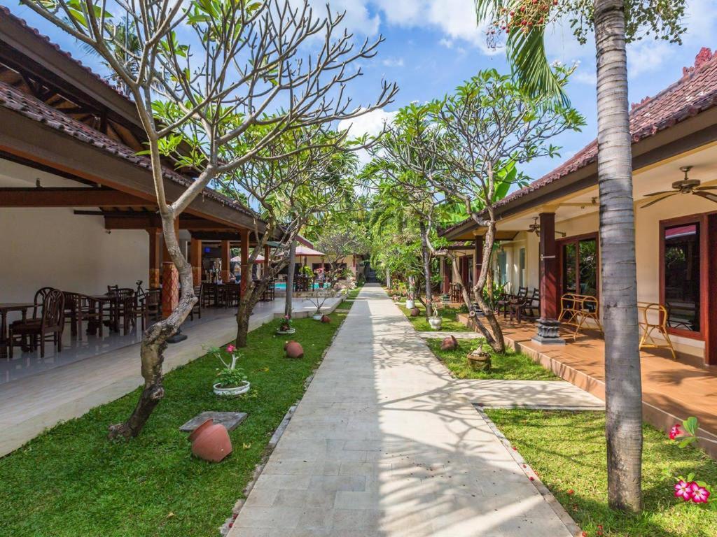 Melamun Holiday park Lovina (Bali)