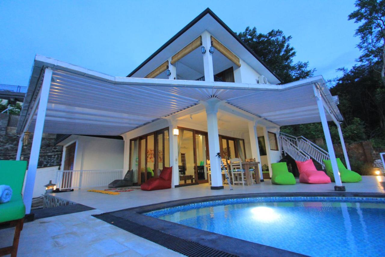 Rinisha Rumah Senja Temukus