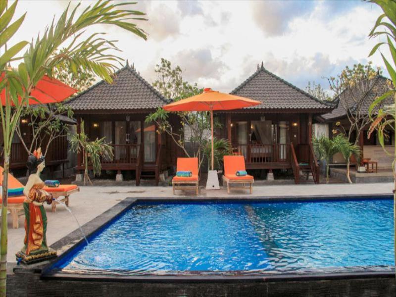 Hotel Dinatah Lembongan Villas 4*