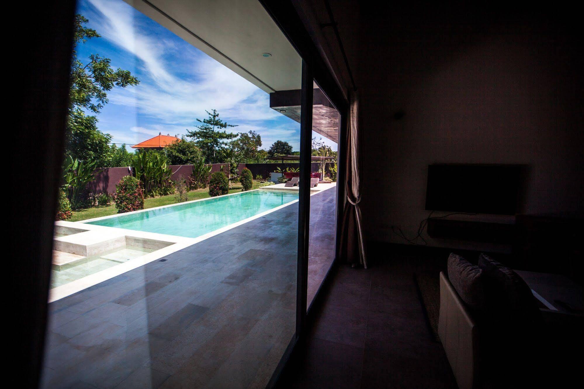 Boutique Doretanh Jimbaran Villa *