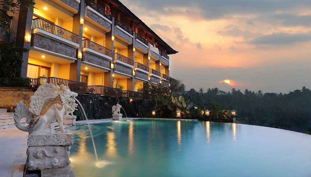 Resort Rijasa Agung And 4*