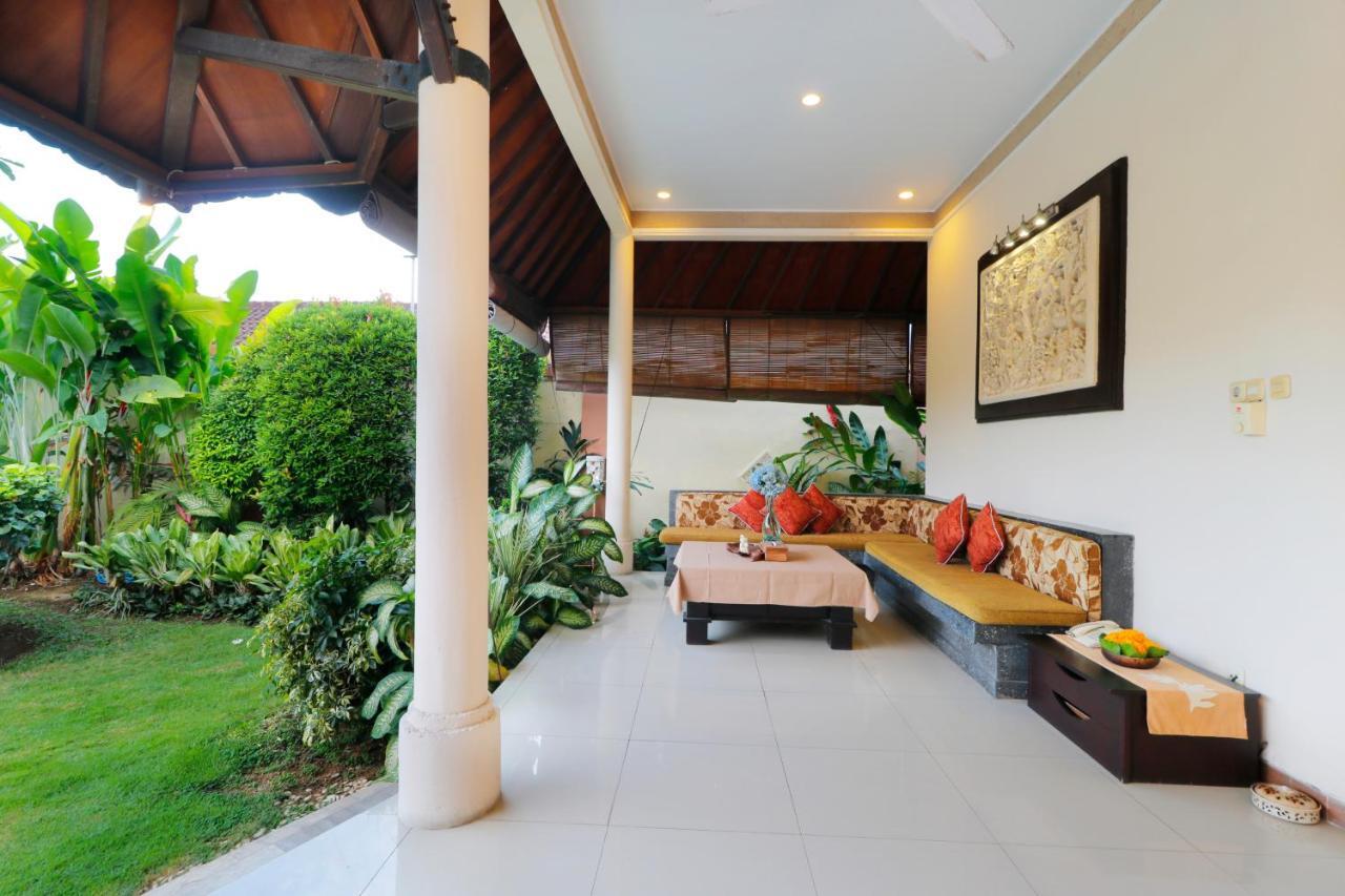 Heliconia Villa