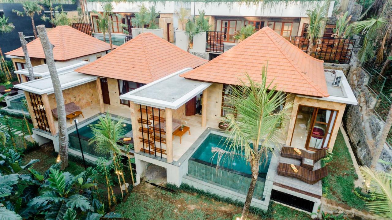 Tirta Arum Holiday park 4*