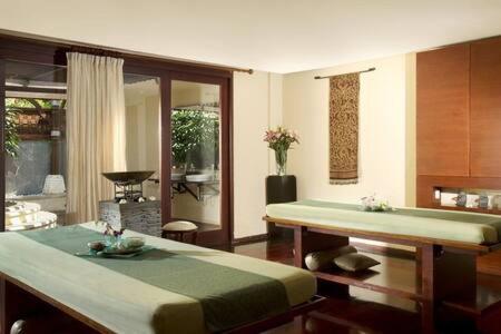 Nusa Dua *