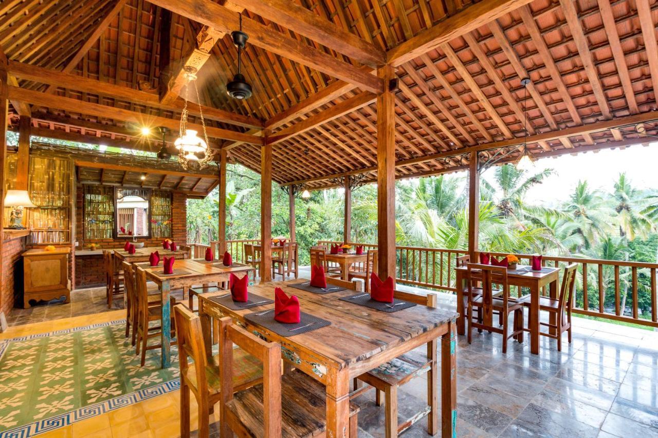 Villa Umasari Rice Terrace By Agata