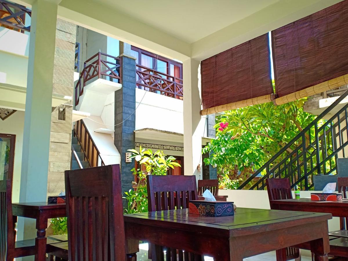 Homestay Tira