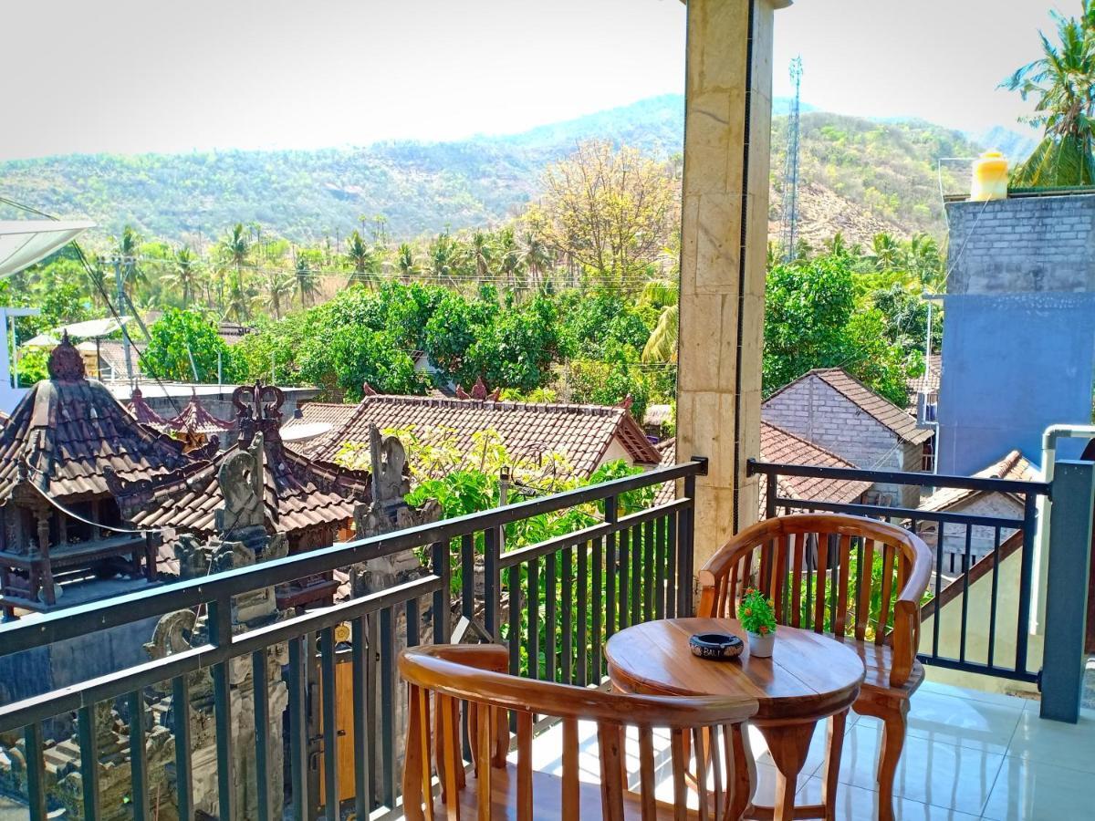 Tira Amed (Bali)