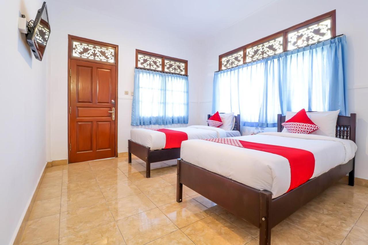 Hotel Vaccinated Staff - Oyo 1741 Komala Indah Cottages 2*