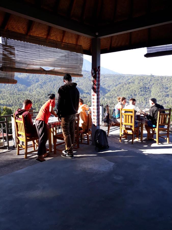 Homestay One And Warung Munduk (Bali)