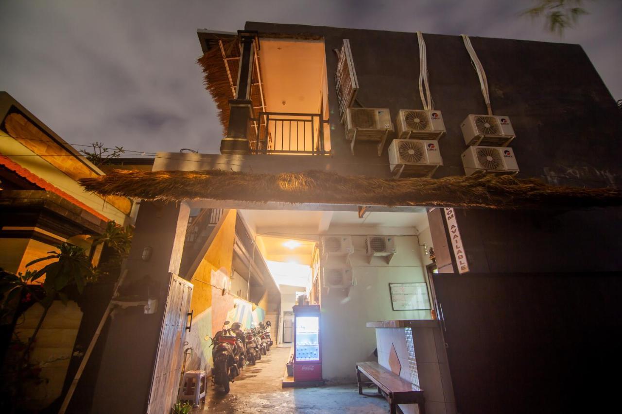 Putra Dadi Guest house *