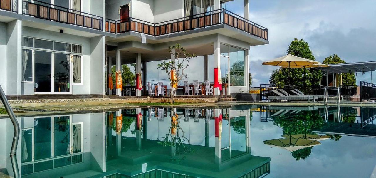 Atres Sari 2* Munduk (Bali)
