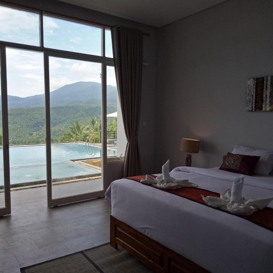 Atres Sari Resort