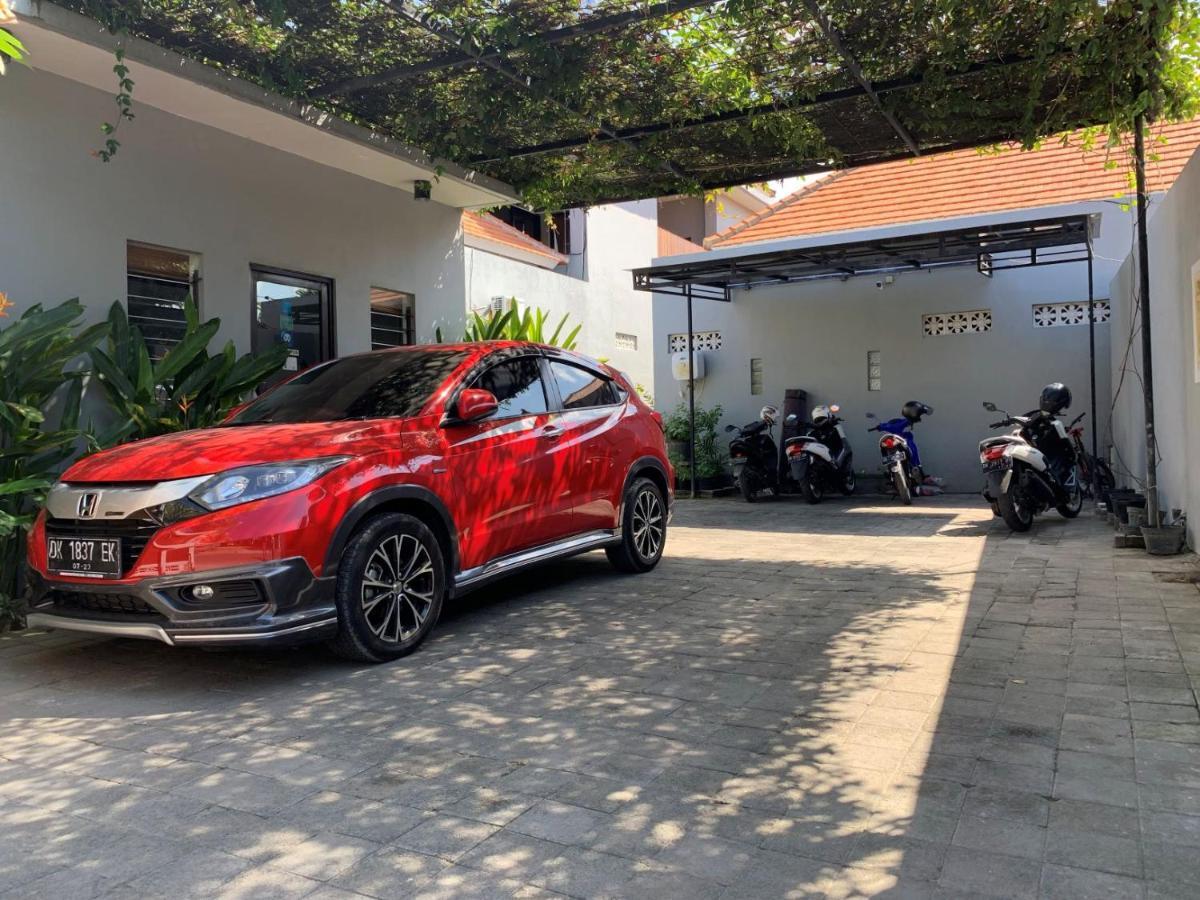 Villa Bahagia *