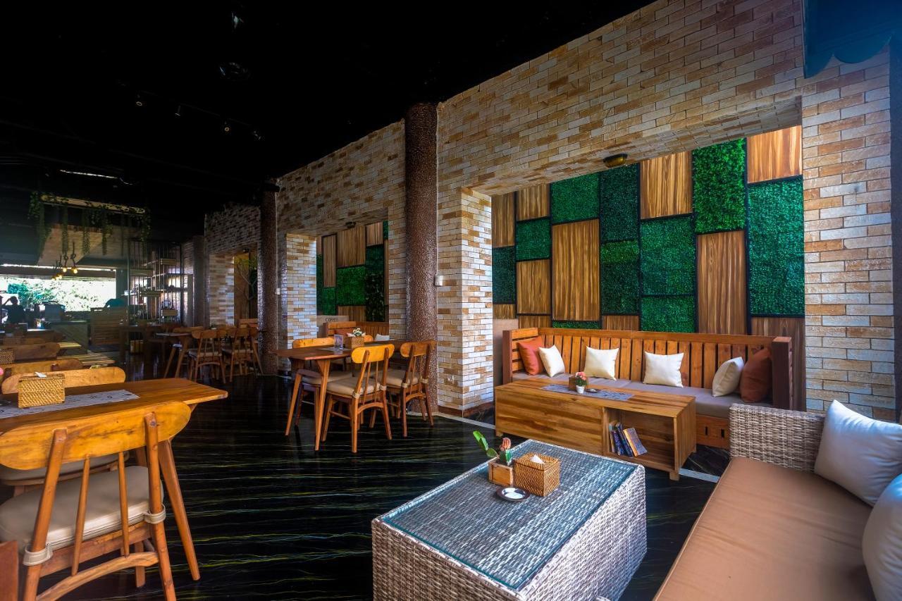 Hotel Papillon Echo 3*