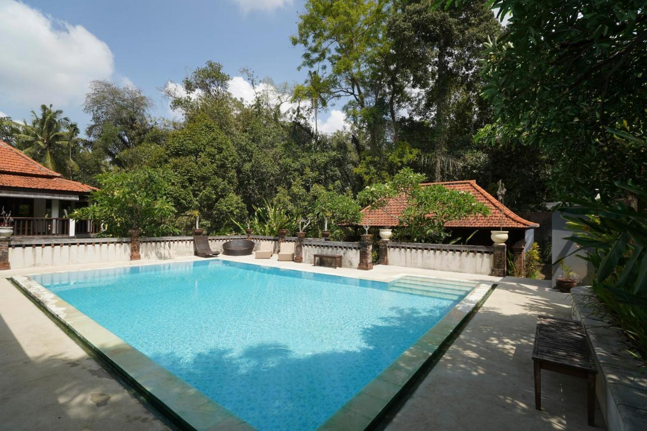 Oyo 1840 Kubu Hotel 2*