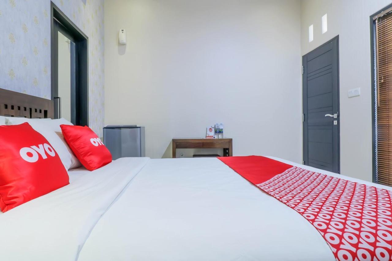 Oyo 2035 Arabella Bali Hotel 3*