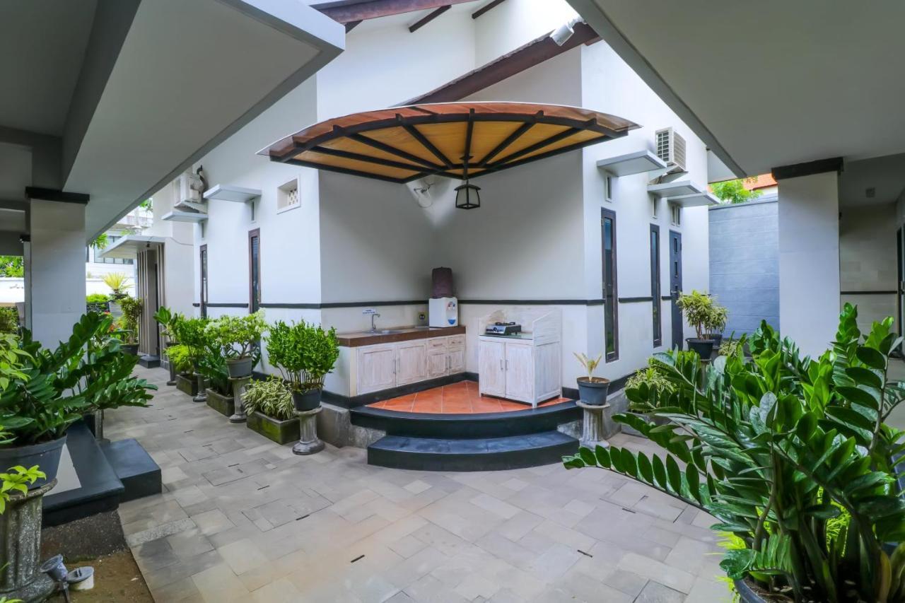 Oyo 2035 Arabella Bali Hotel