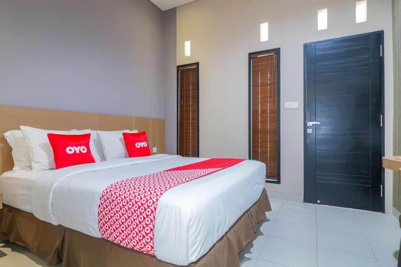 Oyo 2035 Arabella Bali 3*