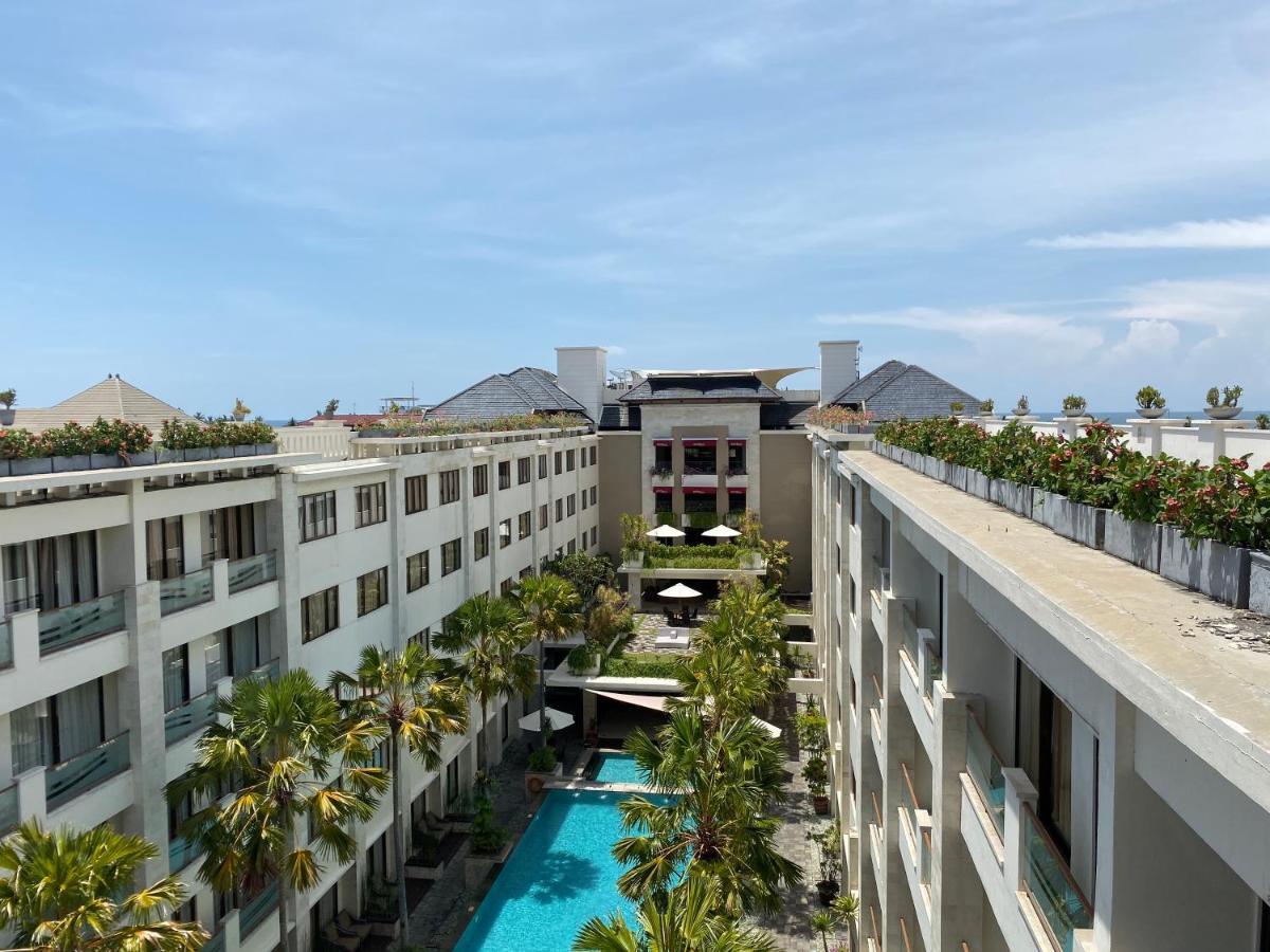 Stylish 2 Bedroom Penthouse Apt, Newly Refreshed, 50 Mbps, Pool, Gym, Resto Apartment Kuta (Bali)