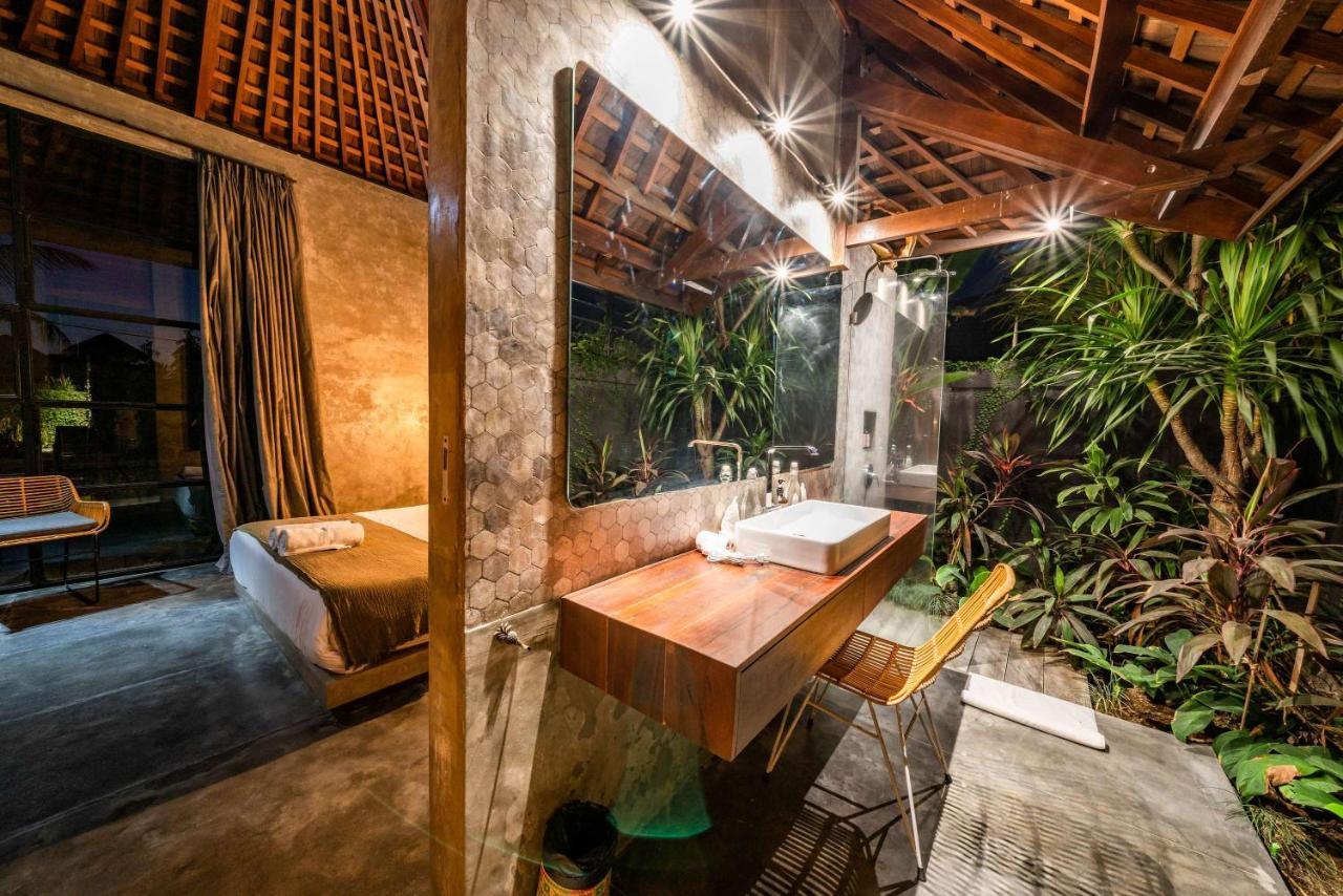 Wirtiga - Elegant 3bdr In The Heart Of Canggu! Villa *