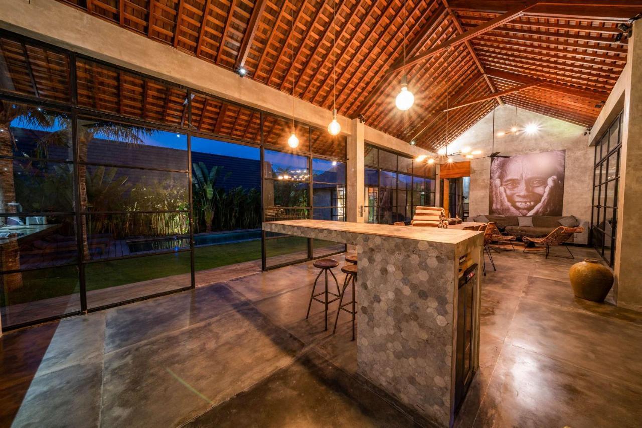 Wirtiga - Elegant 3bdr In The Heart Of Canggu! Villa