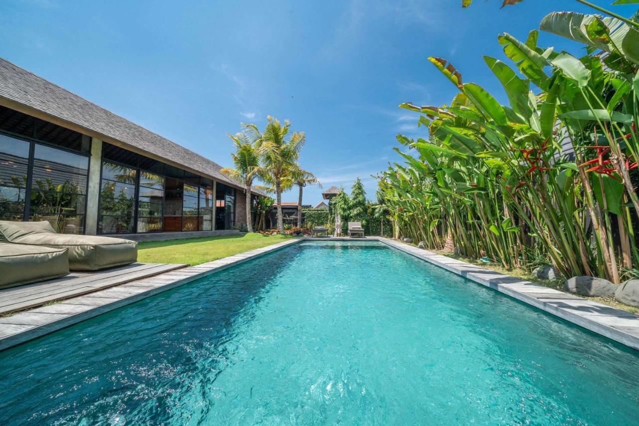 Wirtiga - Elegant 3bdr In The Heart Of Canggu! *