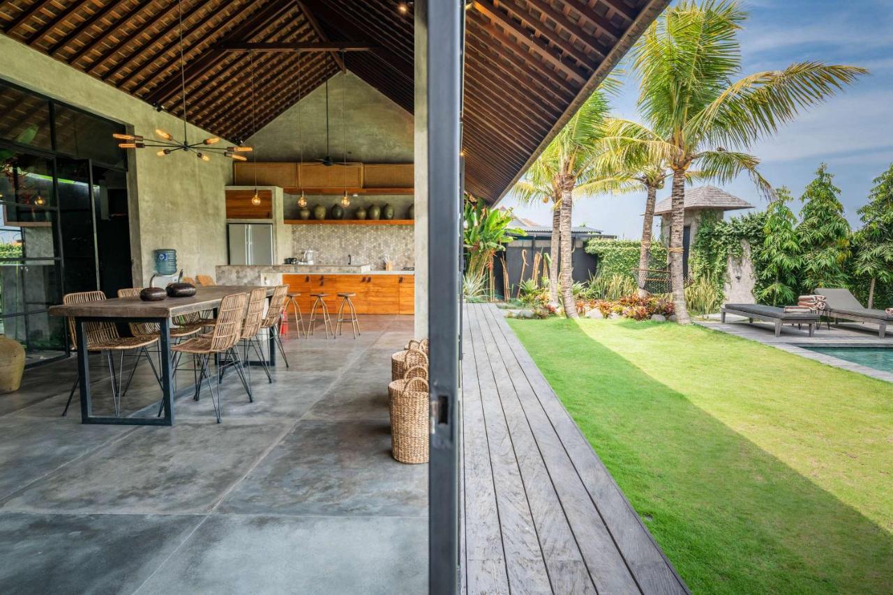 Wirtiga - Elegant 3bdr In The Heart Of Canggu!