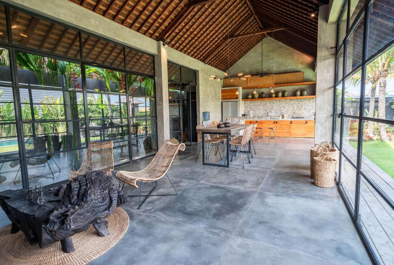 Wirtiga - Elegant 3bdr In The Heart Of Canggu! Villa